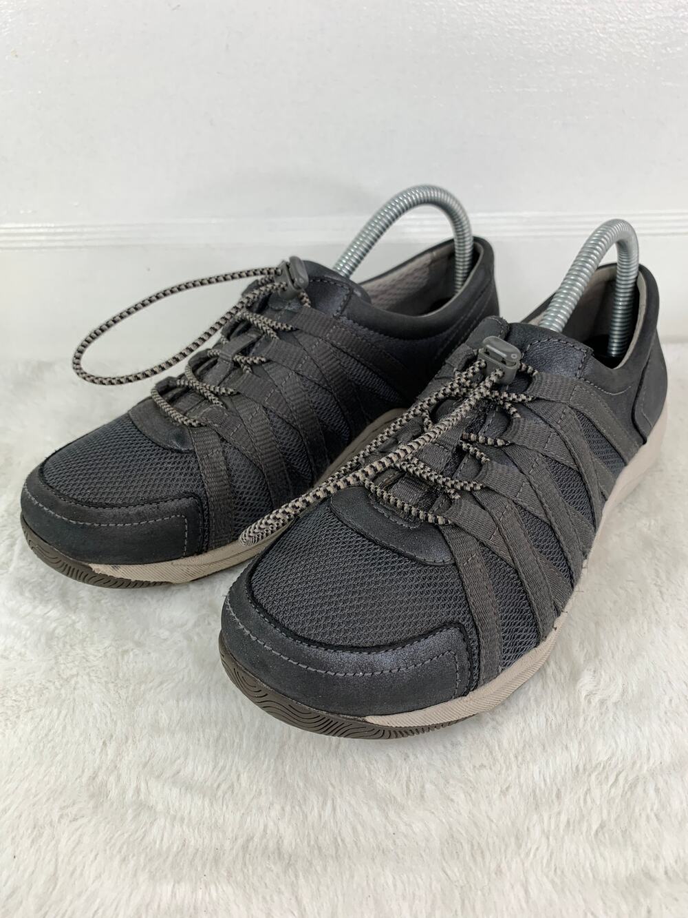 Dansko Honor Sneakers Blue Suede Elastic Laces Women’s Size 7.5W